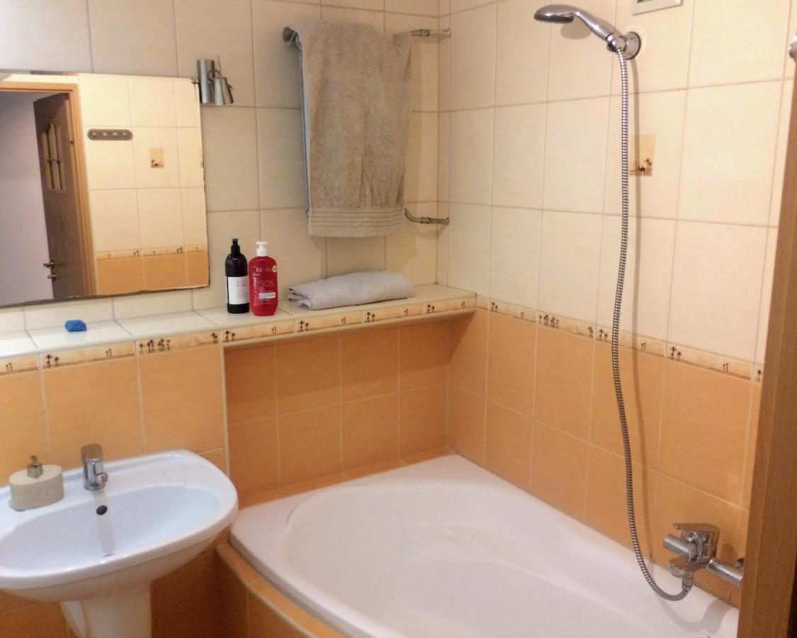 Nice Room, Комната, Pokoj Miedzy Airport Wro A Centrum Вроцлав Екстериор снимка